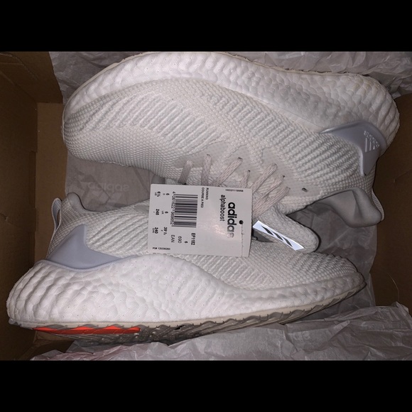 adidas alphaboost white